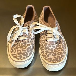 Vans girls cheetah print shoes